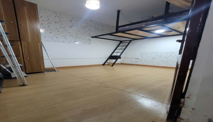 Cho thuê căn hộ chung cư ngõ 5 Láng Hạ, 50m2, 2 ngủ, 6.5 tr